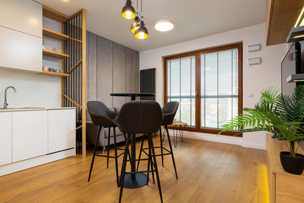 Apartment City Center Grzybowska By Renters Prestige Varsovie Extérieur photo