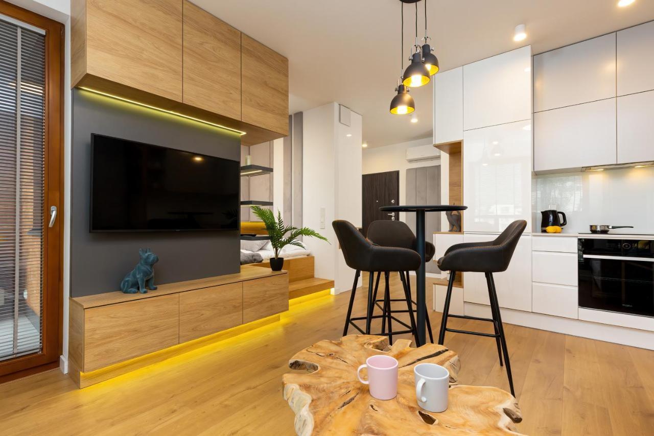 Apartment City Center Grzybowska By Renters Prestige Varsovie Extérieur photo
